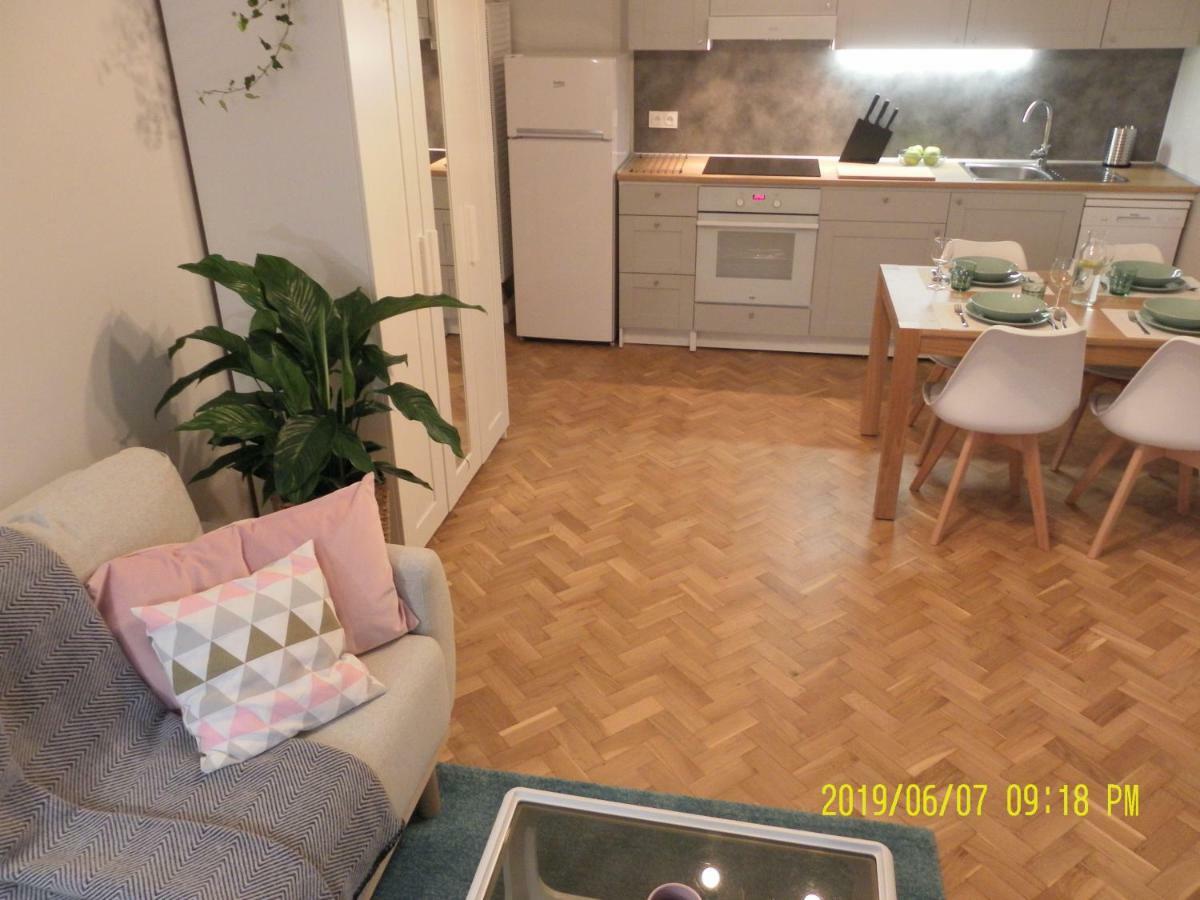 Apartamenty Premium 200M. Do Plazy กดัญสก์ ภายนอก รูปภาพ