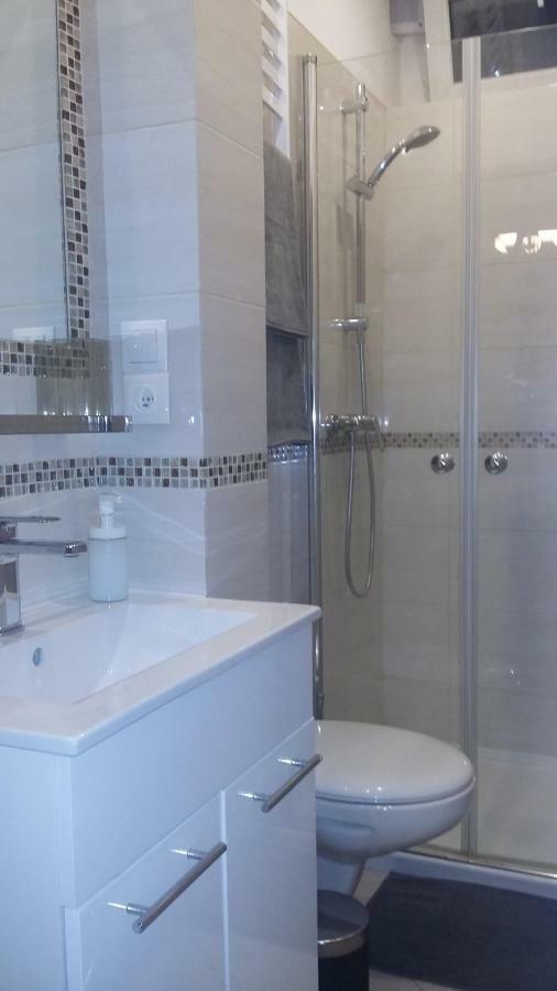 Apartamenty Premium 200M. Do Plazy กดัญสก์ ภายนอก รูปภาพ